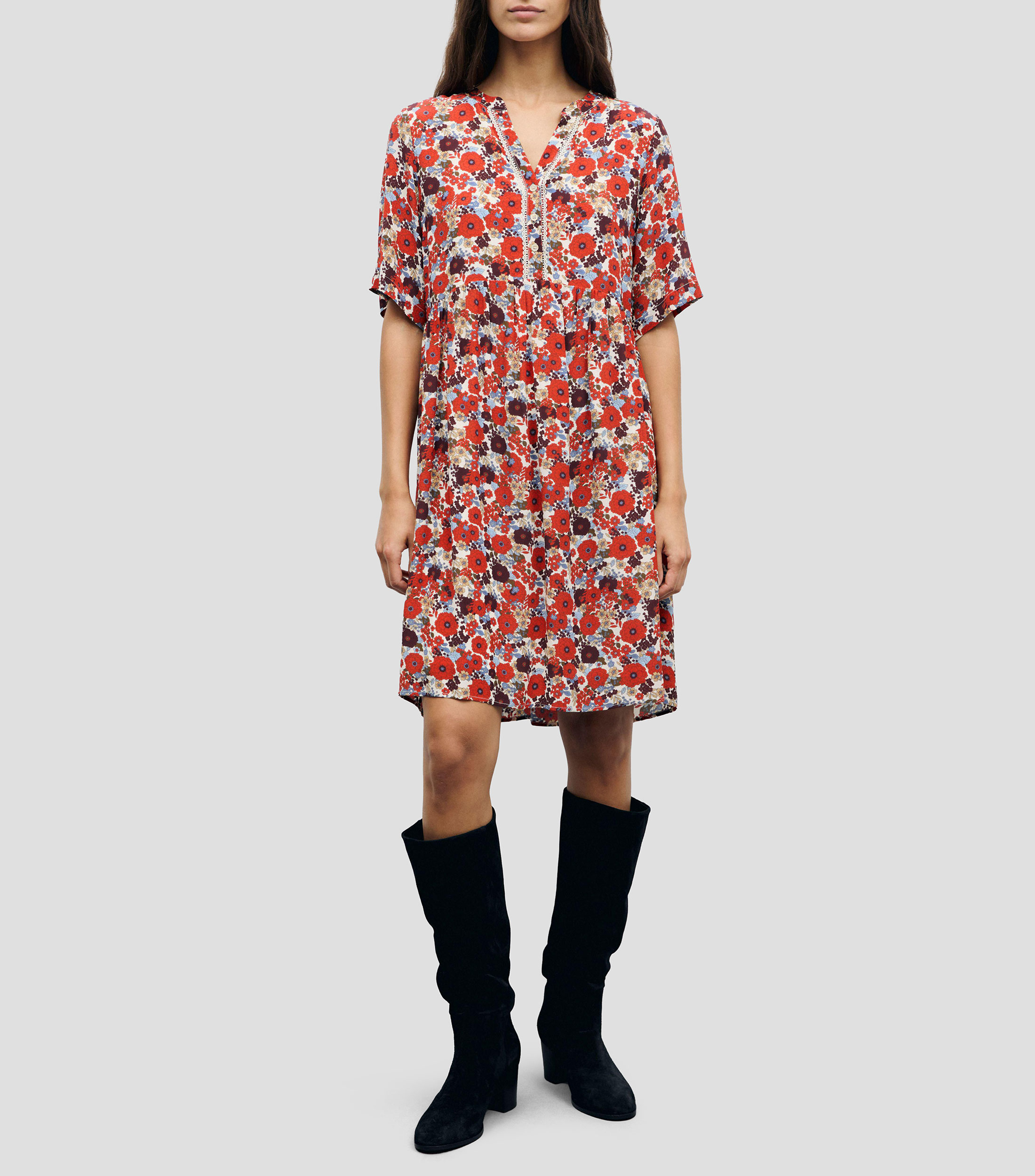 Vestido corto estampado Mujer